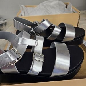 Brand New Soda Silver Platform Sandals Womens Size 11